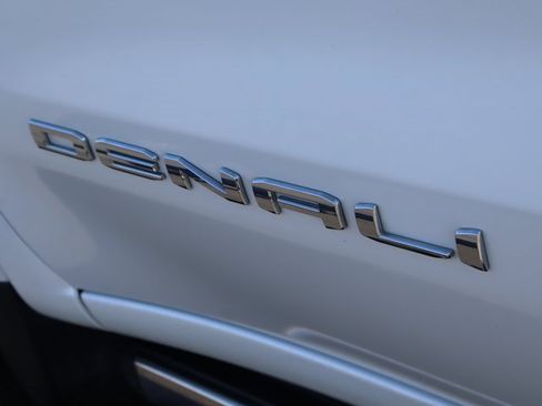 Used 2020 GMC Sierra 1500 Denali w/ Denali Ultimate Package image 57