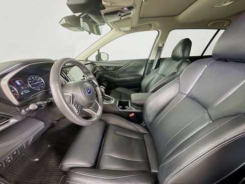 Used 2025 Subaru Outback Touring XT w/ Tech Package 3 AWD/4WD image 22