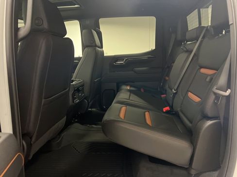 New 2026 GMC Sierra 1500 AT4 w/ AT4 Premium Package AWD/4WD image 10