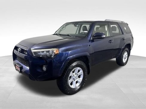 Used 2016 Toyota 4Runner SR5 Premium AWD/4WD image 3