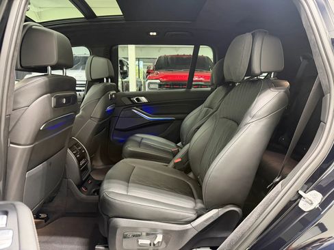 Used 2024 BMW X7 xDrive40i w/ M Sport Package image 43