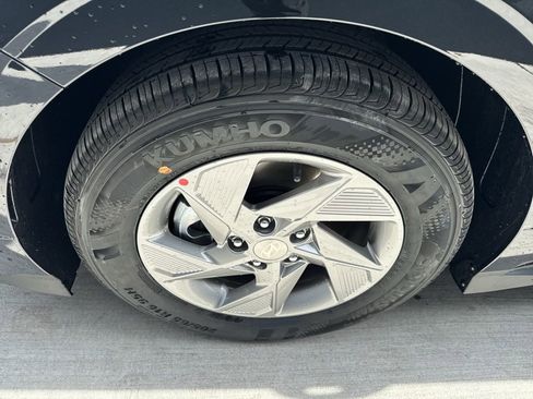 New 2026 Hyundai Sonata SE FWD image 17