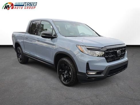 New 2026 Honda Ridgeline Black Edition image 4
