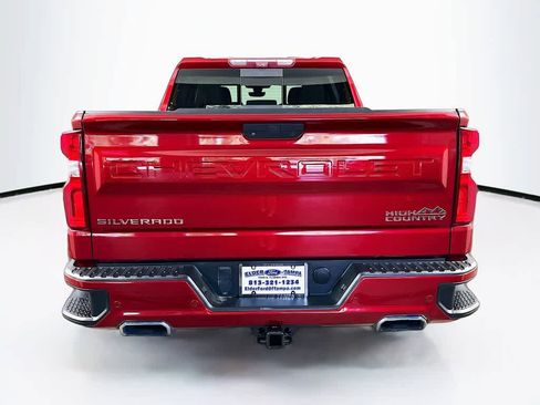 Used 2021 Chevrolet Silverado 1500 High Country w/ Technology Package image 5