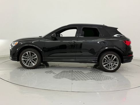 Certified 2023 Audi Q3 2.0T Premium w/ Black Optic Sport Package image 2