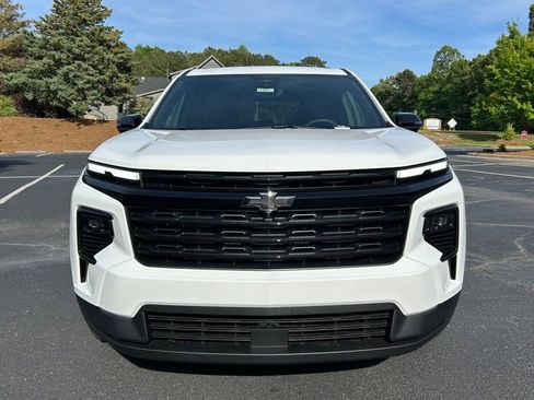 New 2026 Chevrolet Traverse LT w/ Midnight/Sport Edition FWD image 17
