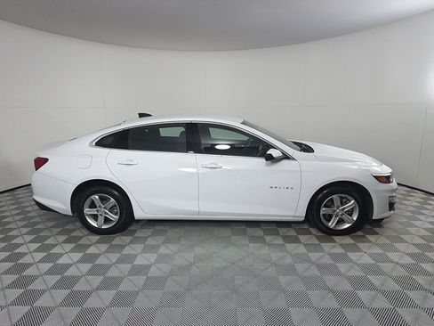 Used 2023 Chevrolet Malibu LS w/ Driver Confidence Package FWD image 4