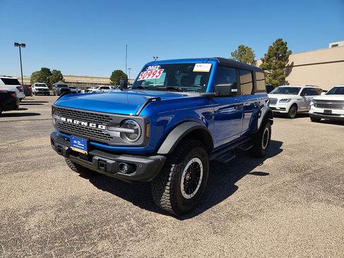 Certified 2023 Ford Bronco Badlands image 3