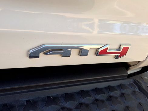 Certified 2024 GMC Canyon AT4 w/ Canyon Safety Plus Package AWD/4WD image 19