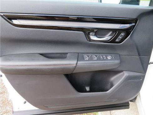 Used 2025 Honda CR-V Sport Touring image 13