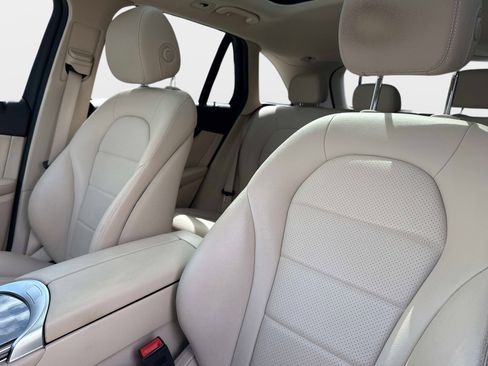 Certified 2020 Mercedes-Benz GLC 300 image 23