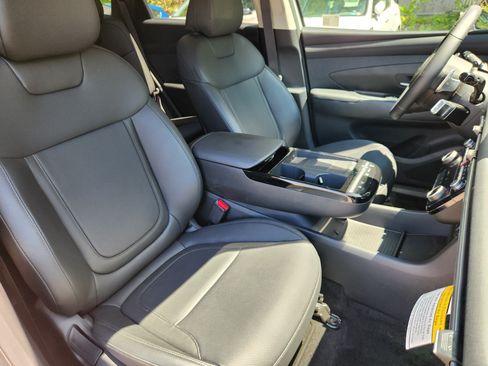 Certified 2025 Hyundai Tucson SEL AWD/4WD image 15