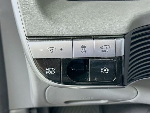 Used 2024 Hyundai Ioniq 5 SEL RWD image 16