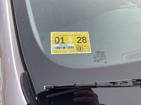 Used 2020 Kia Sportage LX image 11