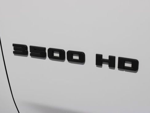 Used 2022 Chevrolet Silverado 3500 LTZ w/ Z71 Off-Road Package image 18