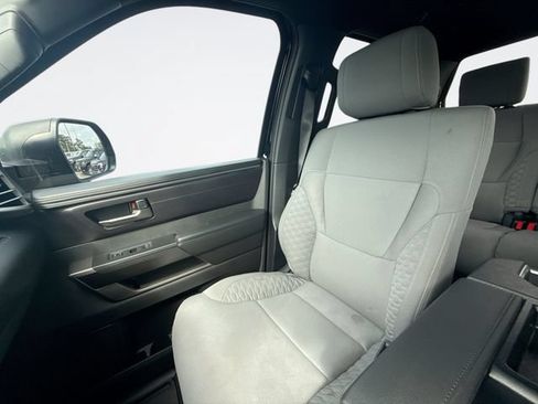 Used 2025 Toyota Tundra SR5 AWD/4WD image 25