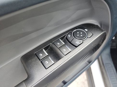 New 2025 Ford Maverick Lariat w/ Black Appearance Package image 29