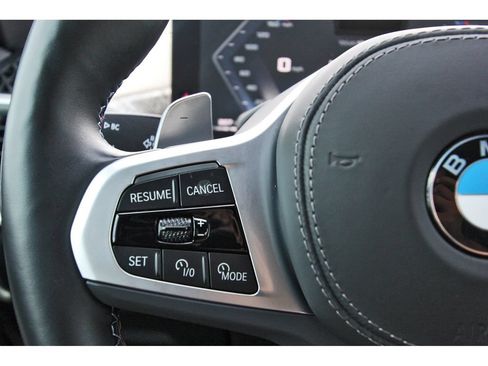 Used 2025 BMW X5 M60i AWD/4WD image 15