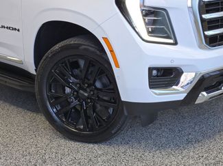 New 2026 GMC Yukon XL Elevation w/ Elevation Premium Package video 3