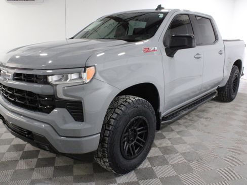 Used 2024 Chevrolet Silverado 1500 RST w/ Convenience Package II AWD/4WD image 33