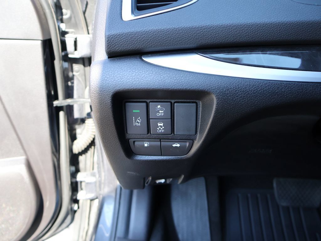 Used 2019 Acura TLX FWD image 28