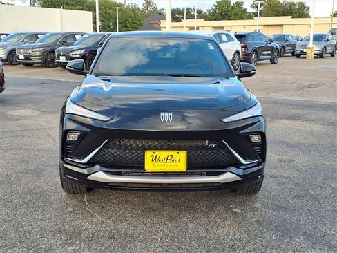 Used 2024 Buick Envista Sport Touring w/ Convenience I Package image 24