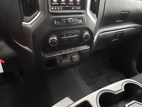 Used 2022 Chevrolet Silverado 1500 Custom AWD/4WD image 14