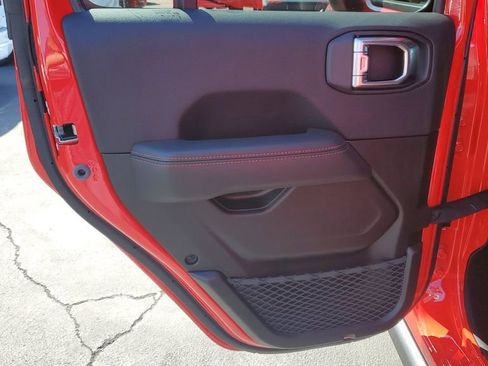 New 2026 Jeep Wrangler Unlimited Rubicon image 17