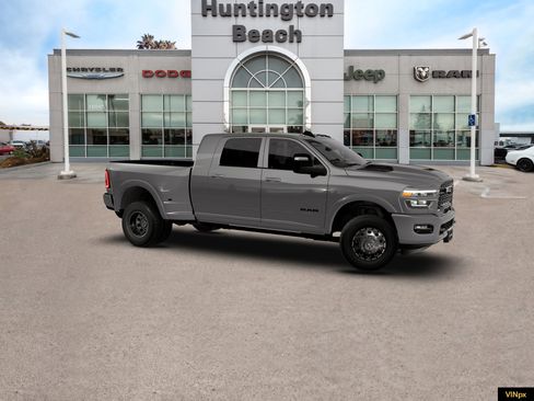 New 2026 RAM 3500 Limited image 10