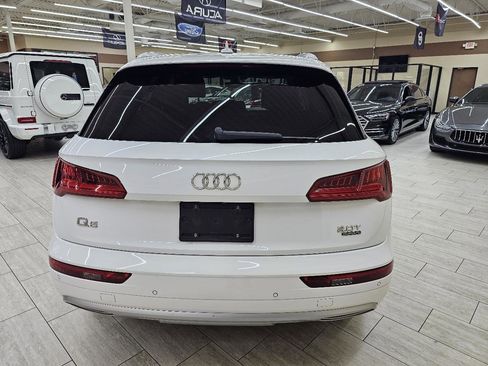 Used 2018 Audi Q5 2.0T Premium Plus w/ Premium Plus Package AWD/4WD image 8