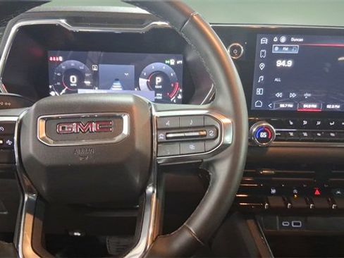 Used 2024 GMC Canyon Elevation w/ Convenience Package image 12