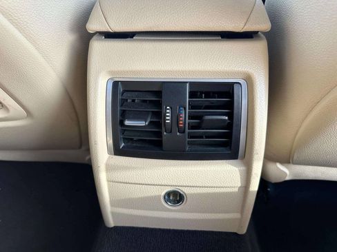 Used 2018 BMW 330e 330e iPerformance 4dr Sedan image 15