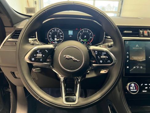 New 2025 Jaguar F-PACE R-Dynamic S AWD/4WD image 23