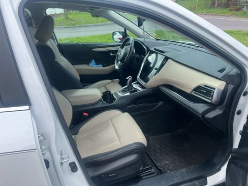 Used 2022 Subaru Outback Limited AWD/4WD image 4