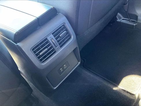Used 2022 Nissan Rogue SV FWD image 24