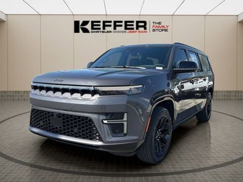 New 2026 Jeep Grand Wagoneer L Limited AWD/4WD image 1
