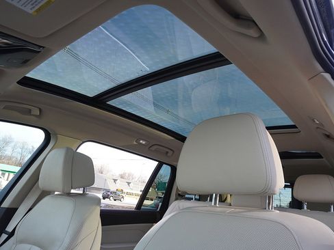 Used 2019 BMW X7 xDrive40i w/ Luxury Seating Package image 31