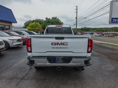 Used 2024 GMC Sierra 3500 Pro w/ 1SA Pro Safety Plus Package AWD/4WD image 8