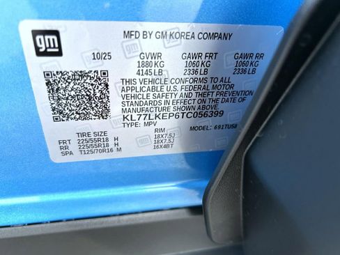 New 2026 Chevrolet Trax ACTIV w/ Sunroof Package FWD image 25