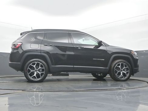 New 2026 Jeep Compass Limited image 52