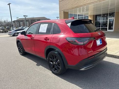 Used 2024 Honda HR-V Sport image 2