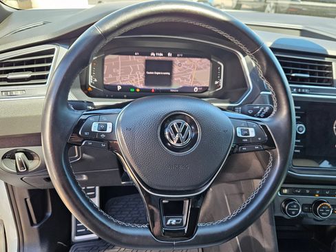 Used 2021 Volkswagen Tiguan SEL Premium R-Line AWD/4WD image 14
