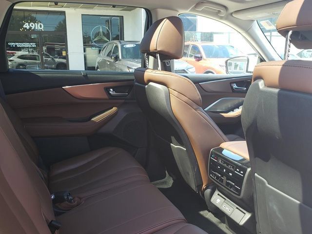 Certified 2024 Acura MDX w/ Technology Package AWD/4WD image 18