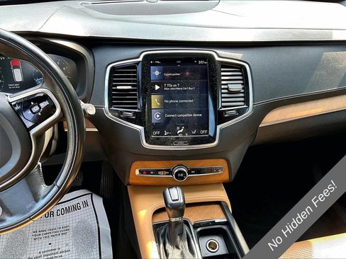 Used 2017 Volvo XC90 T6 Inscription w/ Vision Package AWD/4WD image 4