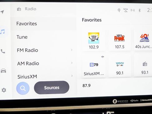 Used 2022 Toyota Tundra Platinum image 27
