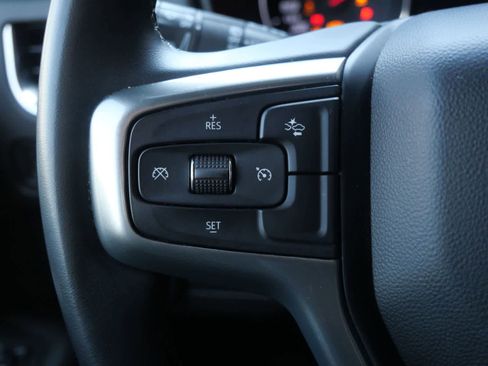 Used 2023 Chevrolet Suburban LS image 17