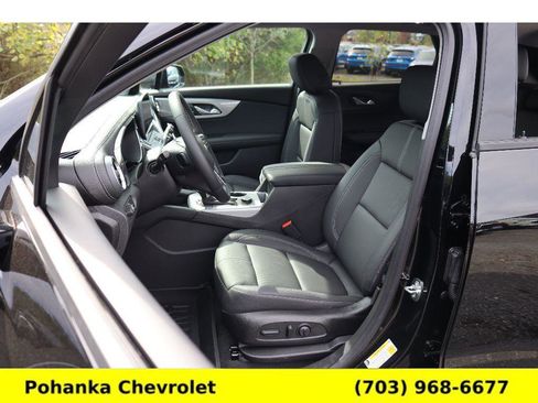 New 2025 Chevrolet Blazer LT w/ Midnight/Sport Edition image 26