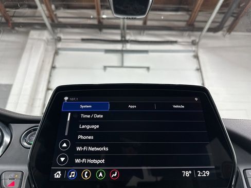 Used 2024 Chevrolet Blazer Premier w/ Enhanced Convenience Package image 31