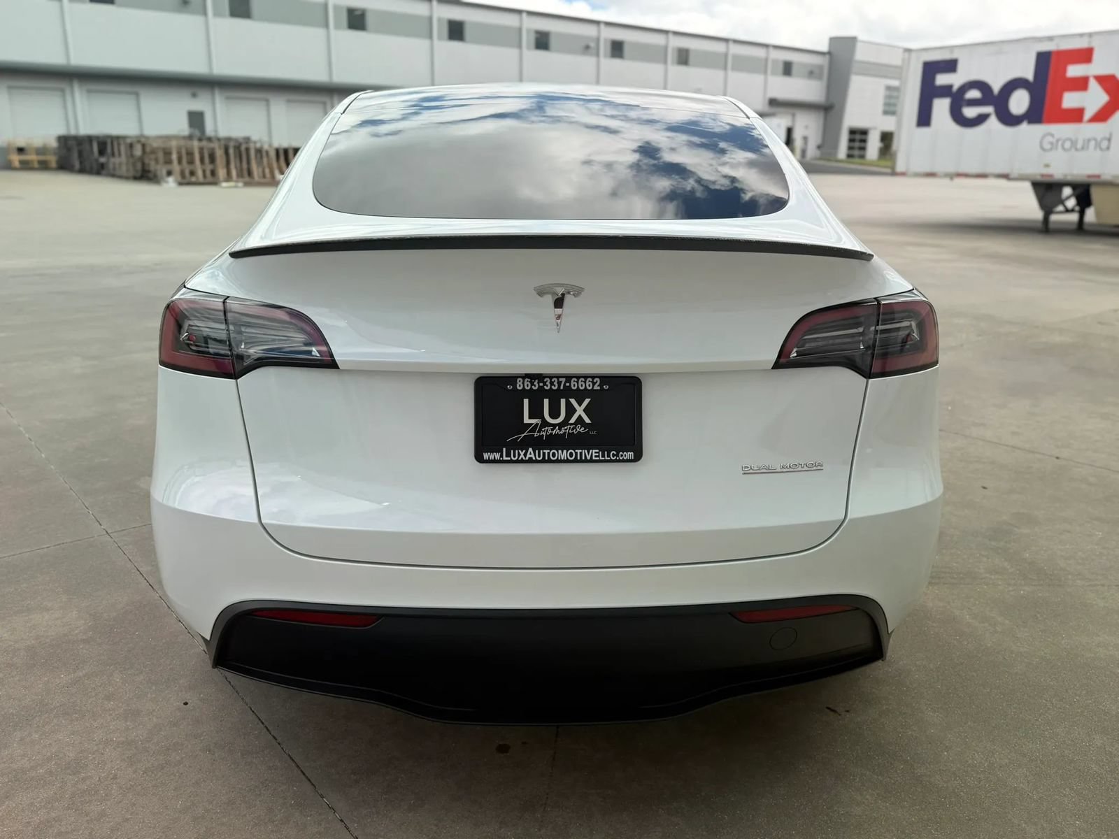 Used 2023 Tesla Model Y Performance AWD/4WD image 9