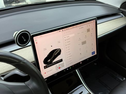 Used 2019 Tesla Model 3 Long Range AWD/4WD image 33